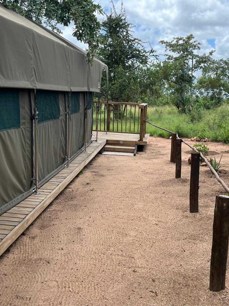 Langa Langa Safari Camp Villa Huntingdon Bagian luar foto
